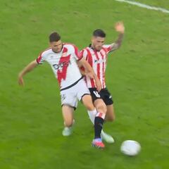 Las polémicas de la jornada 2 en LaLiga EA Sports: todos los penaltis, expulsiones y jugadas controvertidas