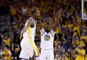 Kevin Durant y Draymond Green.