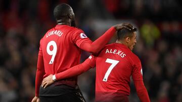 Solskjaer wants selection headache from Lukaku and Sanchez