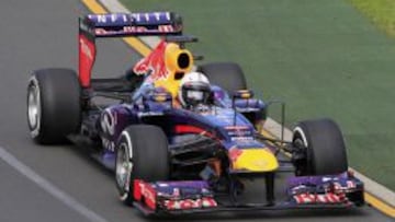Sebastian Vettel a los mandos de su Red Bull en Melbourne.