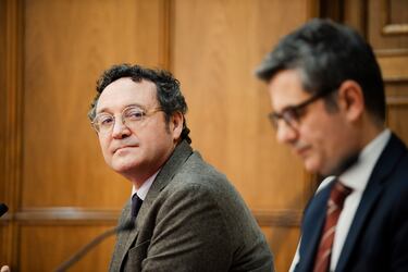 Ni borrar los chats ni cambiar de móvil sirvió: así imputaron al fiscal general de España por revelación de secretos vía WhatsApp