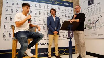 Carlos Soler, jugador del Valencia, durante un acto.