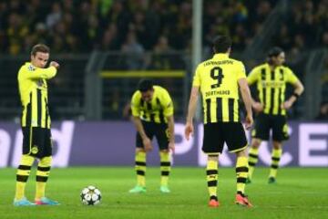 Caras de decepci&oacute;n en los jugadores del Borussia de Dortmund.