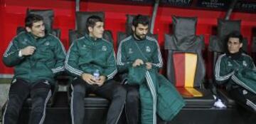 Casillas, Morata, Albiol y Callej&oacute;n, en el banquillo.