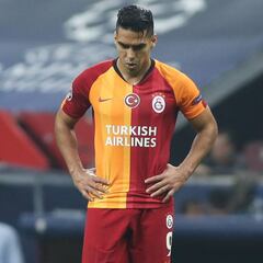 Felipe Melo: "Tarde o temprano, Falcao aportará a Galatasaray"