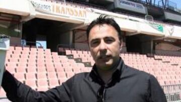 <b>DUDA. </b>Quique Pina espera que las ayudas de las instituciones le hagan decidirse por continuar.