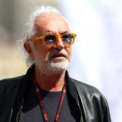 Alpine hand power over to Briatore