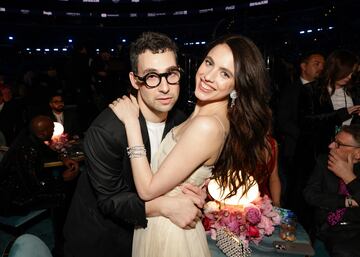 Jack Antonoff y Margaret Qualley durante la gala de los Premios Grammys 2025 celebrados en Los ?ngeles.