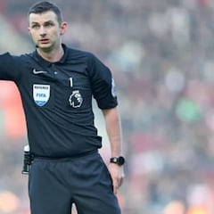 El inglés Oliver y el ruso Karasev, árbitros para el Barça y Valencia