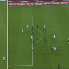 El VAR anula dos goles al Sevilla en 5 minutos por fuera de juego