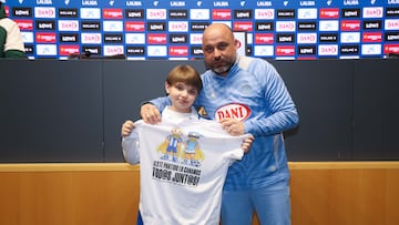 “Míster, ¿yo estoy convocado?”: el precioso gesto del Espanyol por el Día del Cáncer Infantil