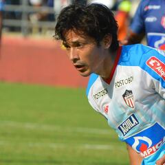 Números reflejan el bajo nivel de Matías Fernández en Junior