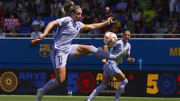 Alexia Putellas durante un partido.