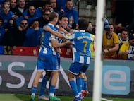 El defensa se está especializando en sumar puntos para su equipo ante el Sporting. En la primera vuelta le dio la victoria y en el de este fin de semana hizo u nuevo gol, en la recta final, para llevarse un punto de El Molinón.