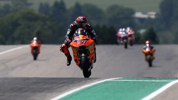 MotoGP - German Grand Prix - Sachsenring, Hohenstein-Ernstthal, Germany - June 19, 2022 Red Bull KTM Ajo's Augusto Fernandez in action during the Moto2 race REUTERS/Lisi Niesner