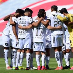 La alineación del Querétaro para enfrentar al América