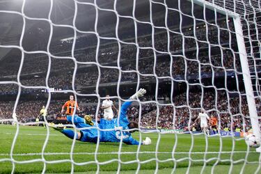 El Madrid dispara al aire