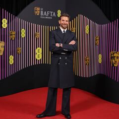 Margot Robbie, Bradley Cooper, David Beckham: los mejores looks de los Premios BAFTA 2024