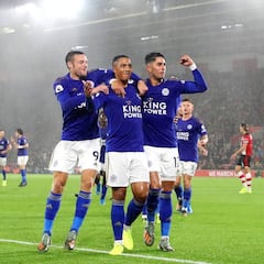 El Leicester sonríe un año después de la tragedia