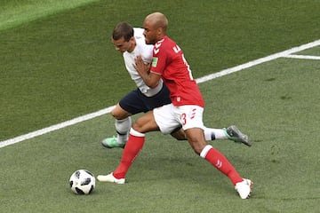 Antoine Griezmann y Mathias Jorgensen.