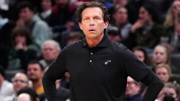 Snyder deja el banquillo de Utah