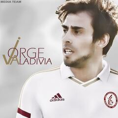 Al Wahda apura a Valdivia ante la presión por oferta de China