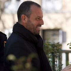 El País: embargan 24 cuentas, 3 coches y posesiones a Rosell