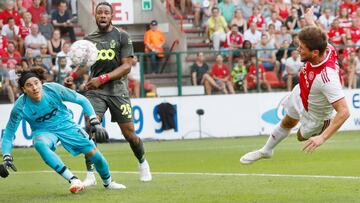 El Standard de Lieja vino de atrás para mantenerse con vida en Champions