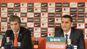 Josu Urrutia y Ernesto Valverde están en sintonía, se sienten cómodos en el trabajo codo con codo.