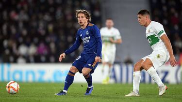 Modric, en el partido de ayer en Elche.
