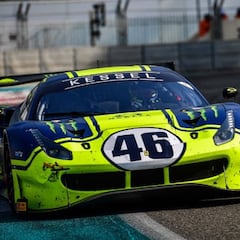 Rossi vuelve a los coches