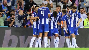 Imagen de los jugadores del Oporto después de la remontada ante el Gil Vicente.