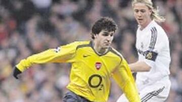 Cesc Fábregas apenas hizo ruido, pero leyó el partido de maravilla.