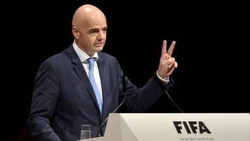 Infantino: "Voy a publicar mi contrato en cuanto lo firme"