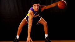 GREENBURGH, NY - AUGUST 11: Lonzo Ball of the Los Angeles Lakers poses for a portrati during the 2017 NBA Rookie Photo Shoot at MSG Training Center on August 11, 2017 in Greenburgh, New York. NOTE TO USER: User expressly acknowledges and agrees that, by downloading and or using this photograph, User is consenting to the terms and conditions of the Getty Images License Agreement.   Elsa/Getty Images/AFP
 == FOR NEWSPAPERS, INTERNET, TELCOS &amp; TELEVISION USE ONLY ==