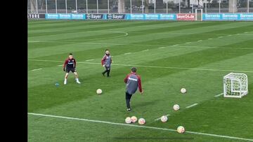 El video que ilusiona a todos: Charles Aránguiz reaparece en Alemania y hace esto
