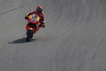 El piloto nacido en Cervera ha realizado un test privado  en el Circuit de Barcelona-Catalunya, es su primer entrenamiento tras la grave lesión que sufrió. La moto utilizada ha sido la RC213V-S, un modelo de Honda imilar a una auténtica MotoGP que entrega una potencia de 215 CV a 10.500 rpm y pesa 160 kilogramos.