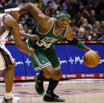 En 1998 fue fichado por Boston Celtics. En el equipo Massachusetts estuvo 15 años hasta su marcha a Brooklyn.