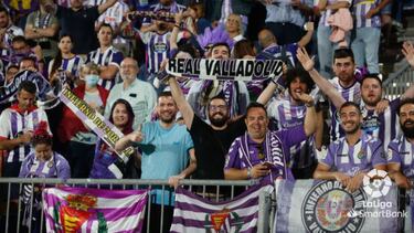 Sigo agarrado al clavo ardiendo