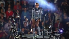 Lady Gaga aterrizó a lo grande en el show del entretiempo