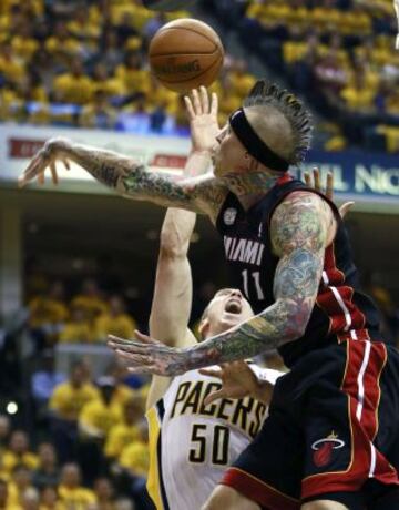 Pacers 99 - Heat 92 (2-2). Chris Andersen y Tyler Hansbrough.