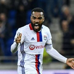 Lacazette y sus goles en el Lyon: normal que todos le quieran