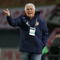 Junior, 14 cambios de técnico en la última década