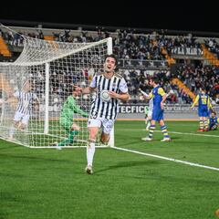 Ibrahimovic se lleva a David Concha al Hammarby