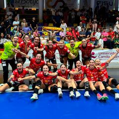 Domingo glorioso de las selecciones españolas