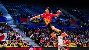 Djordje Cikusa en un lanzamientos.