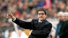 Capello salva el día de los Inocentes en Inglaterra