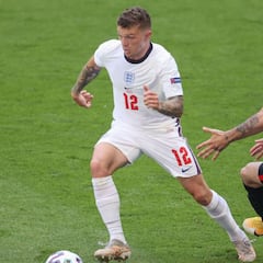 Los laterales del Atlético cogen vuelo con sus selecciones