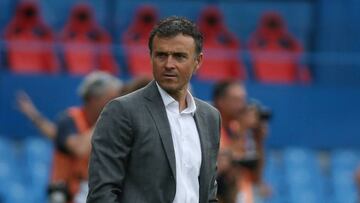 Football Soccer - FC Barcelona v Deportivo Alaves - Spanish King's Cup Final - Vicente Calderon Stadium, Madrid, Spain - 27/5/17 Barcelona coach Luis Enrique on the pitch before the matchReuters / Sergio Perez