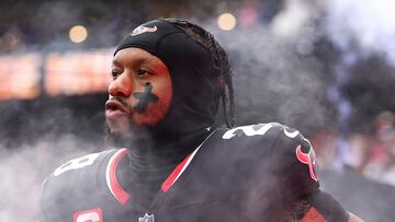 Is Joe Mixon playing for the Texans against the Chiefs?